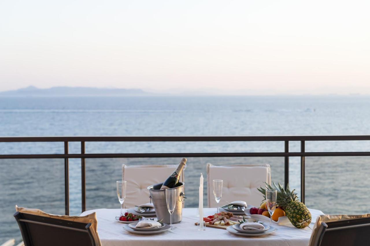 Blue Dreams - Spectacular Sea View Apartment In Athènes Extérieur photo